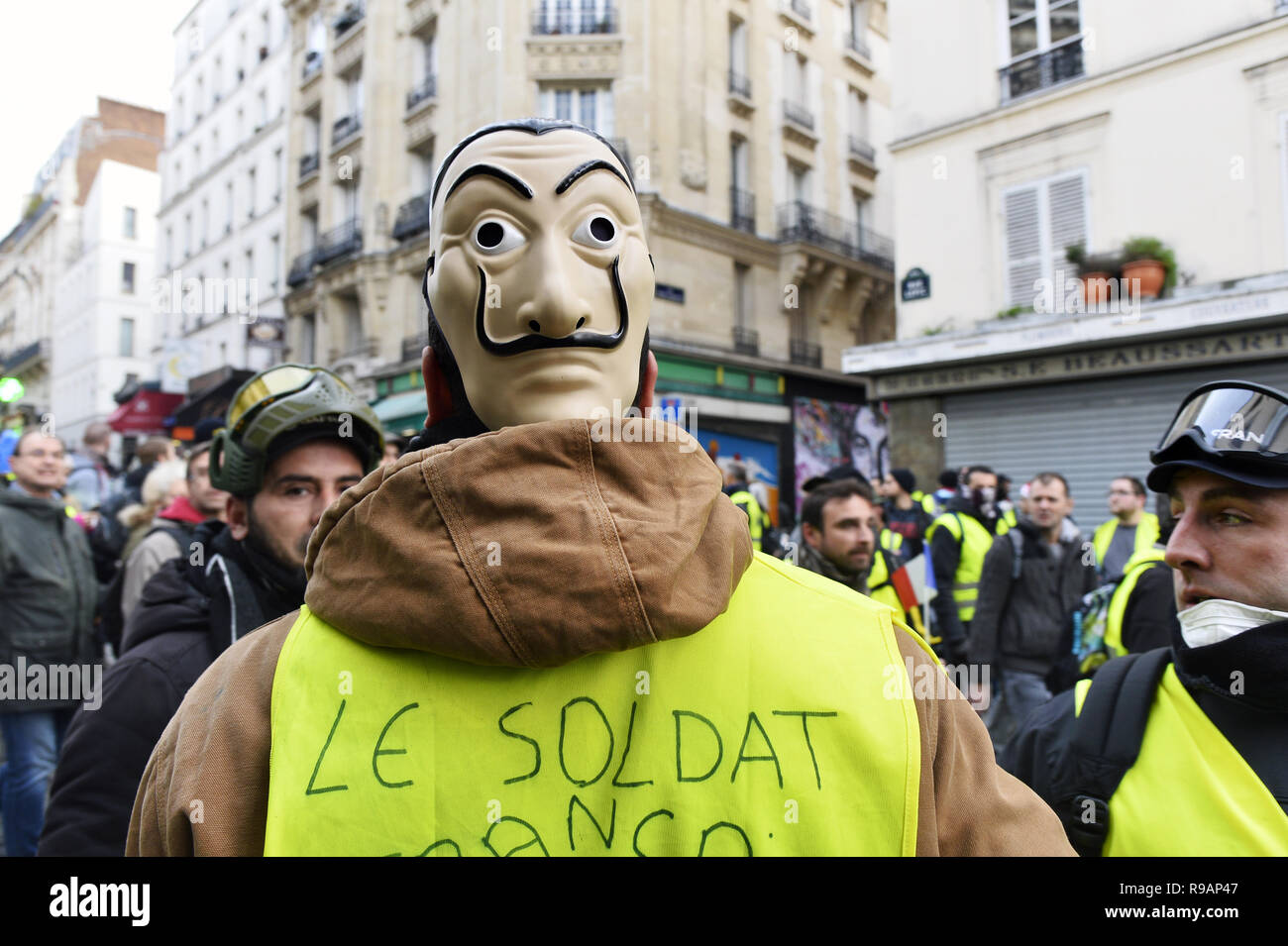 Paris, France. 22 décembre 2018. Le samedi 22 mars, la 6e ronde de jaune manifestation à Paris a eu lieu à la dernière minute à Montmartre sans avertissement. Crédit : Frédéric VIELCANET/Alamy Live News Banque D'Images