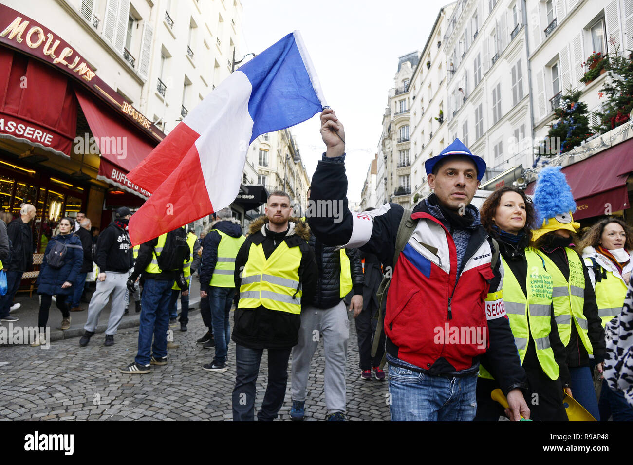 Paris, France. 22 décembre 2018. Le samedi 22 mars, la 6e ronde de jaune manifestation à Paris a eu lieu à la dernière minute à Montmartre sans avertissement. Crédit : Frédéric VIELCANET/Alamy Live News Banque D'Images