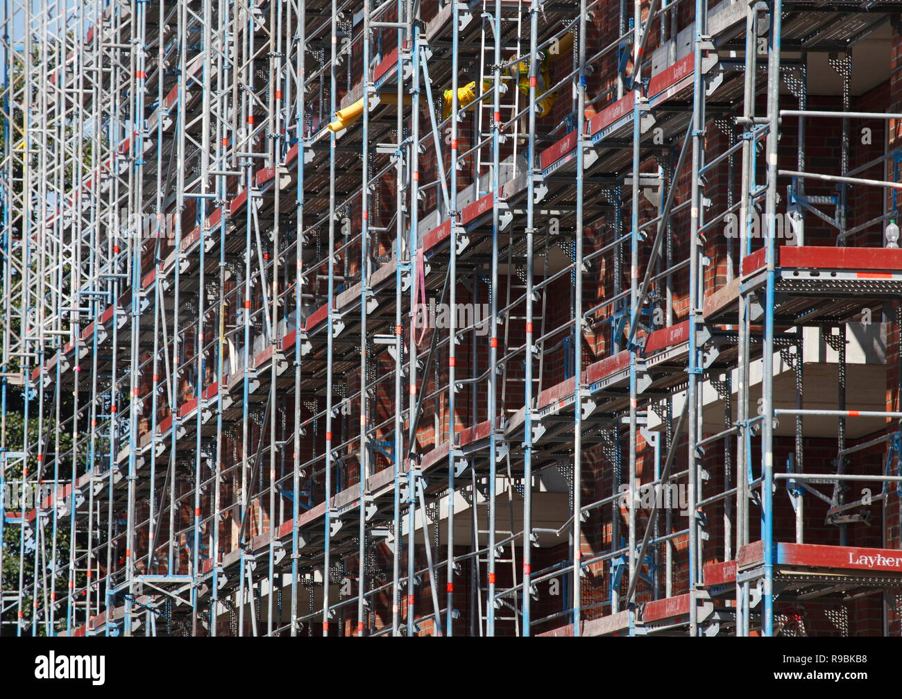 Immeuble en briques, d'échafaudages, construction site, shell, Harburg, l'Allemagne, l'Allemagne, l'Europe JE Wohngebäude aus backstein, Baugerüst , Banque D'Images