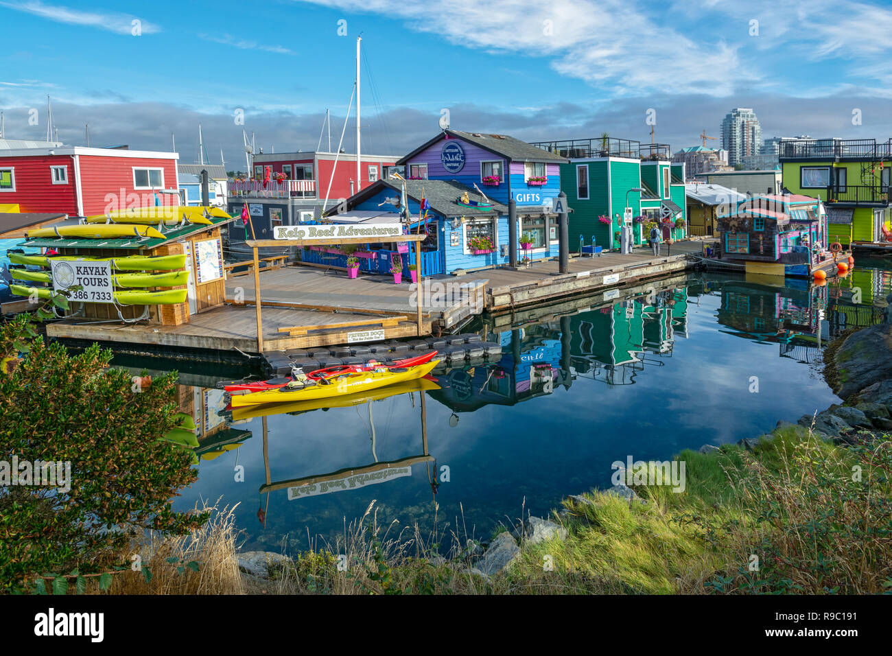 Le Canada, la Colombie-Britannique, Victoria, Fisherman's Wharf, location de kayak, excursions Banque D'Images