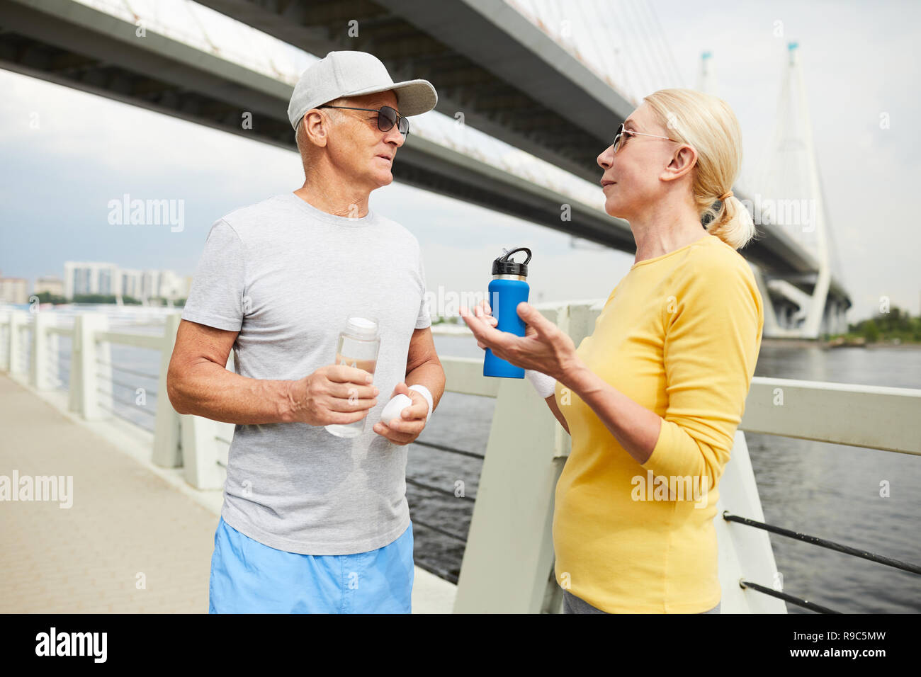 Les aînés sportive Banque D'Images
