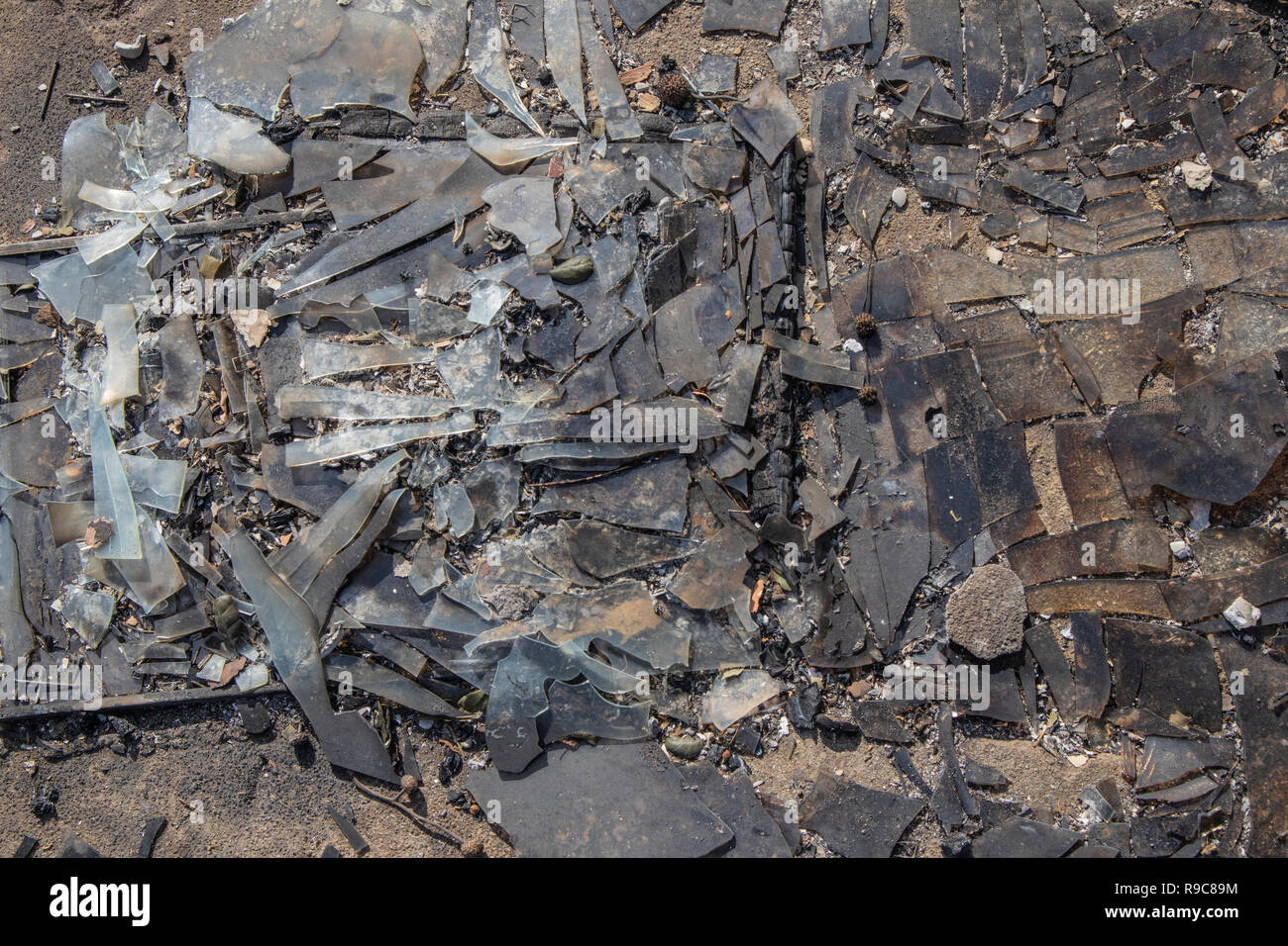 Accueil détruit près de Kanan Road. Le Woolsey a commencé le feu le 8 novembre 2018 et a brûlé plus de 98 000 acres de terres, ont détruit environ 1,10 Banque D'Images