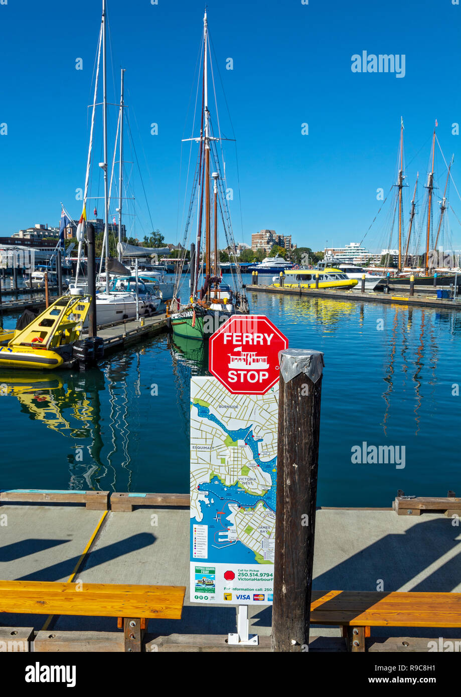 Le Canada, la Colombie-Britannique, Victoria, port, bateau-taxi, harbor ferry route carte, arrêt de ferry Banque D'Images