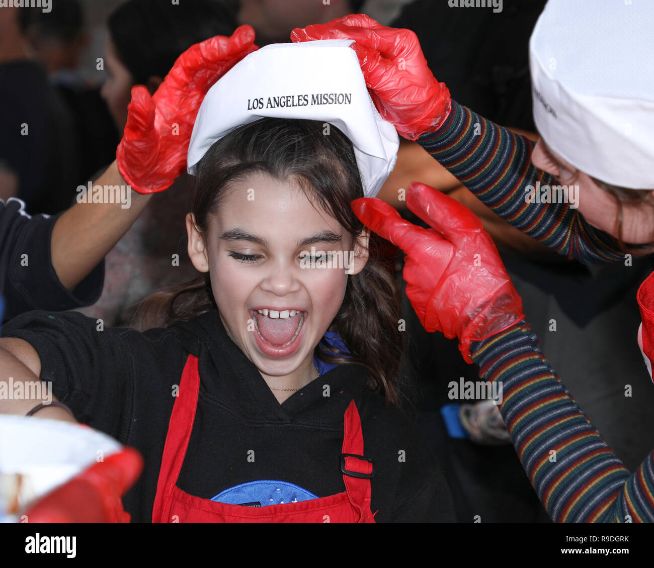 LA MISSION DE L'action de grâce pour les sans-abri annuelle tenue à Los Angeles Mission à Los Angeles, Californie le 21 novembre 2018 mettant en vedette : Ariana Greenblatt Où : Los Angeles, California, United States Quand : 21 Nov 2018 Credit : Sheri/WENN.com Determan Banque D'Images
