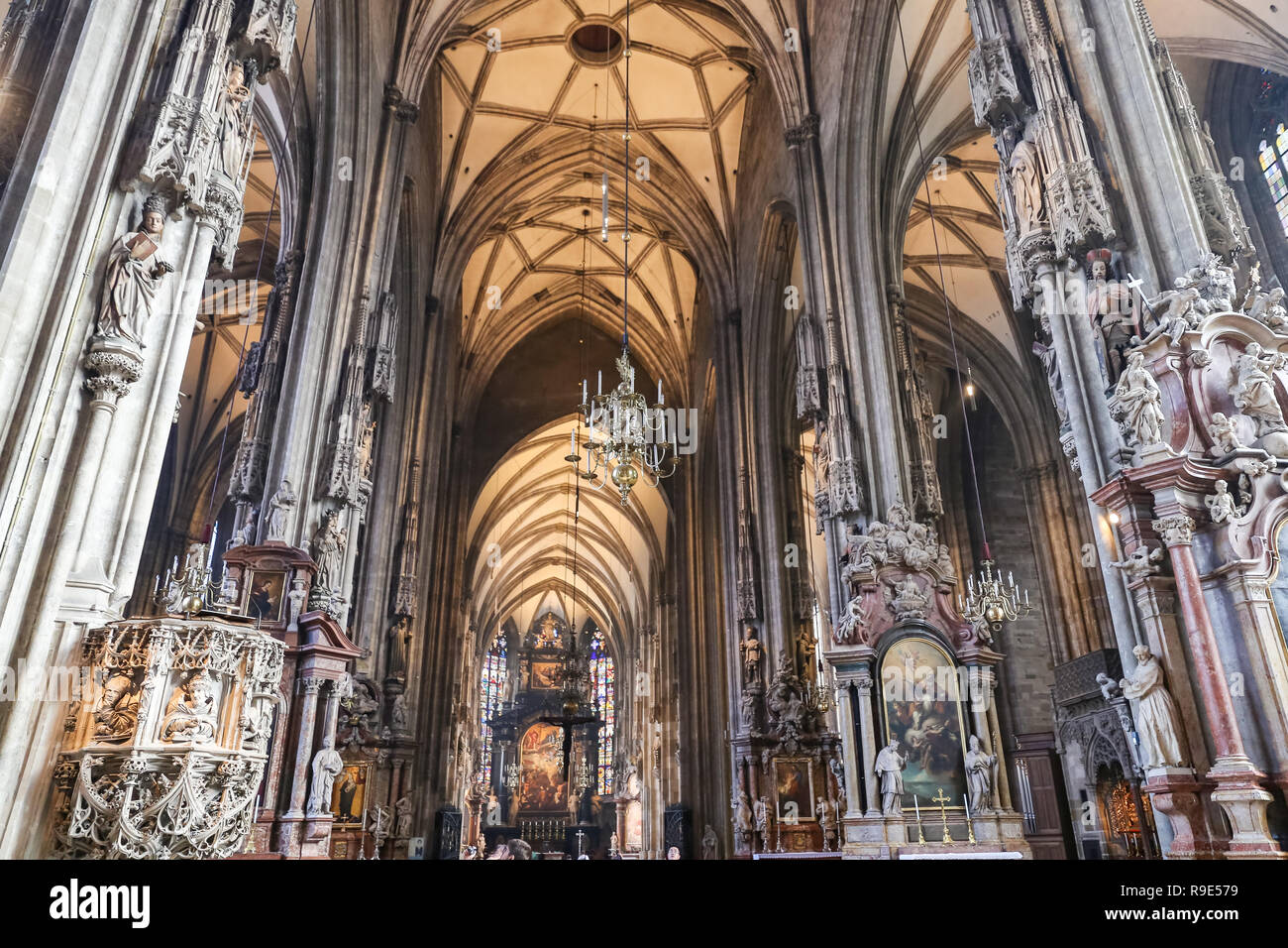 Vienne, Autriche - 26 août 2018 : l'intérieur de la cathédrale St Stephens à Vienne, Autriche Banque D'Images