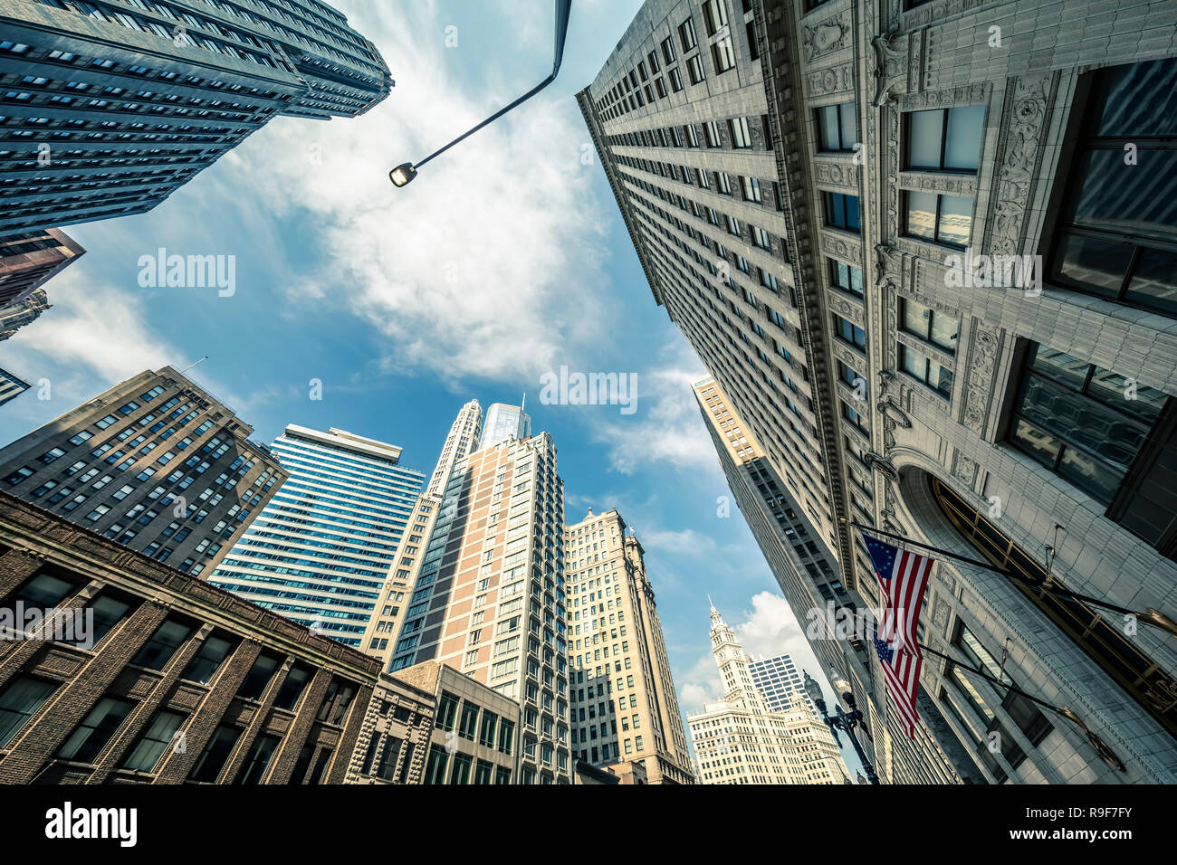 Vue sur les gratte-ciel de Chicago avec sky, USA. Banque D'Images