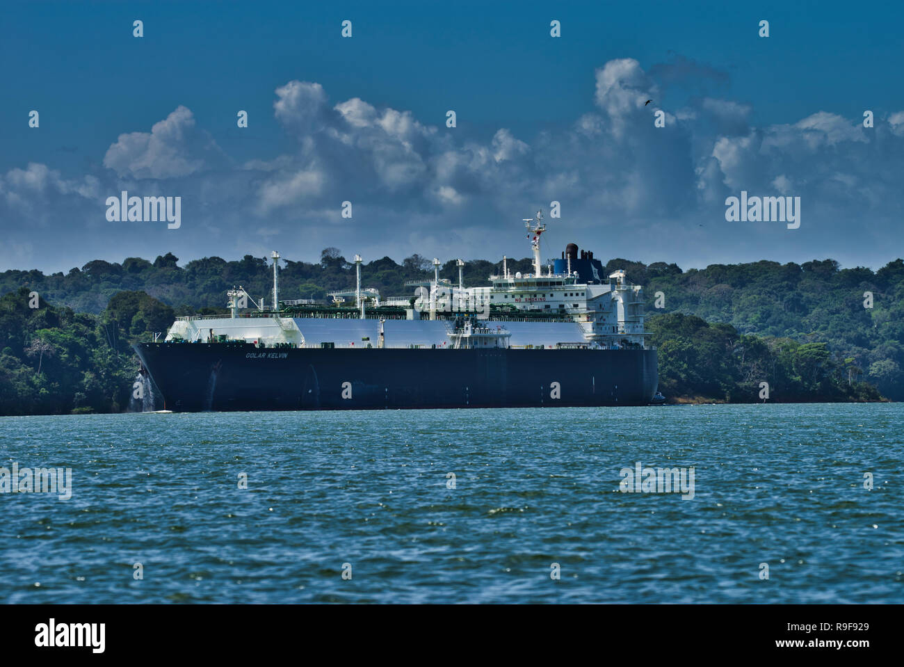 Les navires en transit dans le canal de Panama Banque D'Images