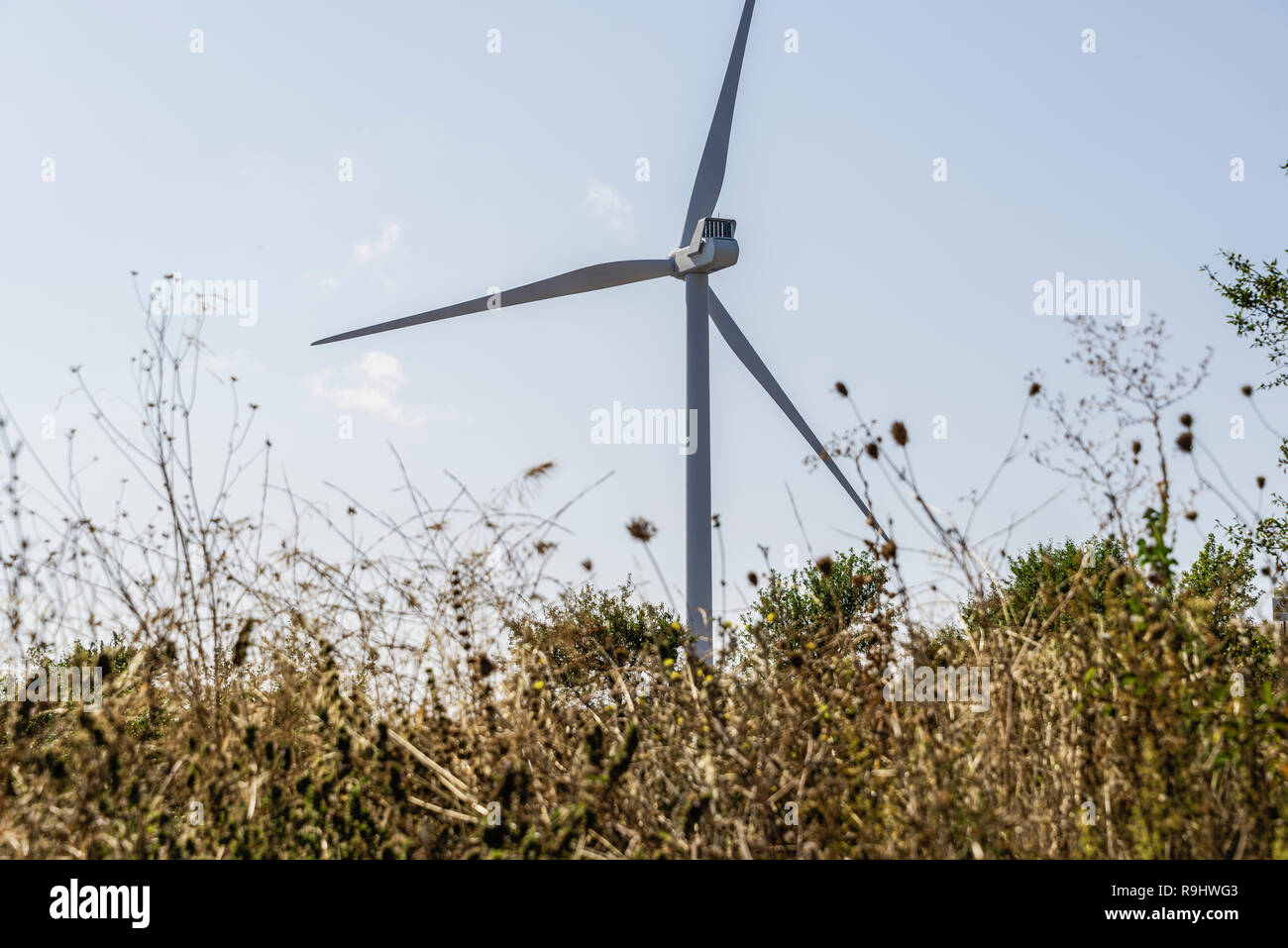 Éoliennes dans un parc éolien à l'intérieur Val d'Agri hills, Basilicate Banque D'Images