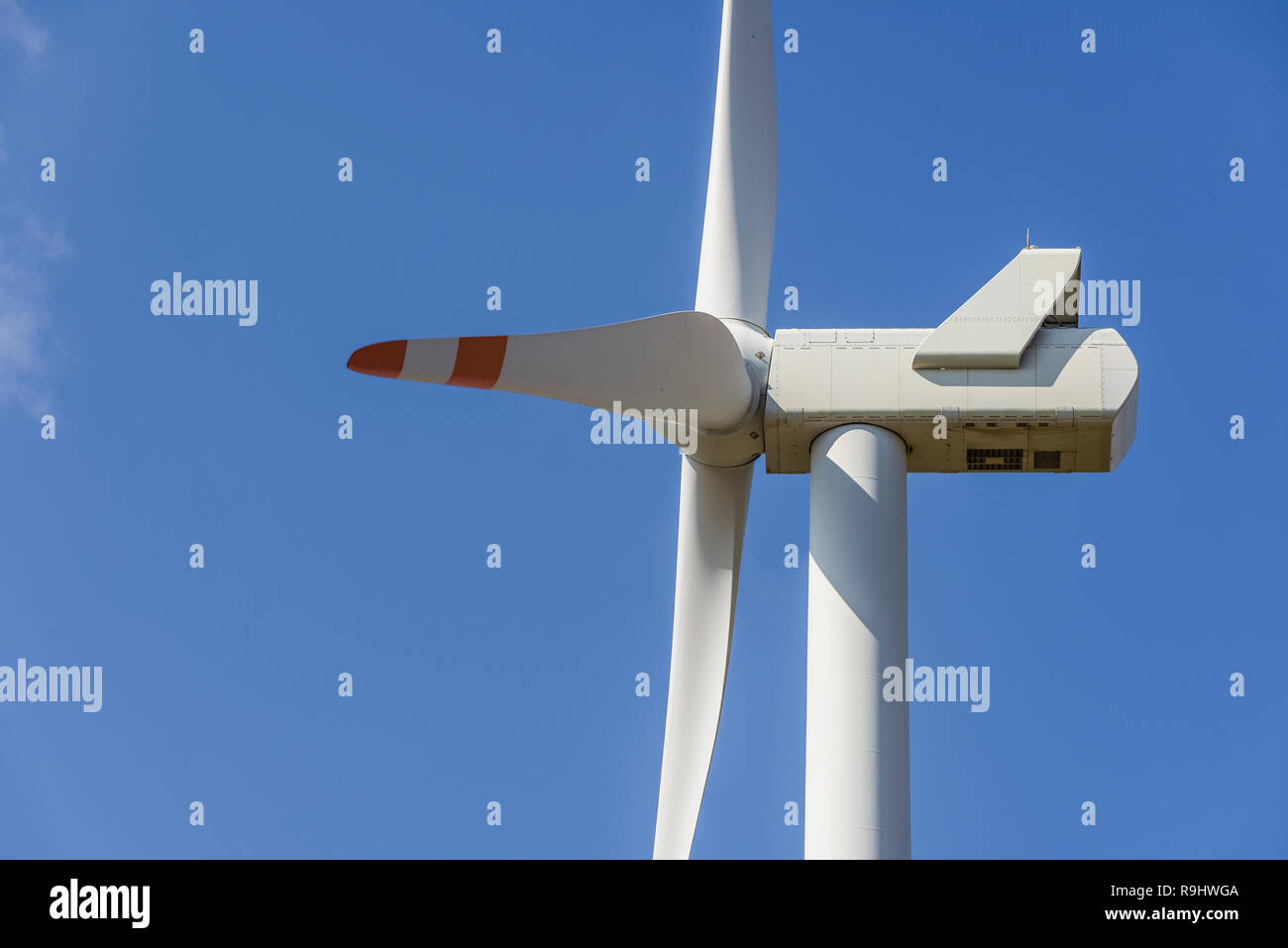 Éoliennes dans un parc éolien à l'intérieur Val d'Agri hills, Basilicate Banque D'Images