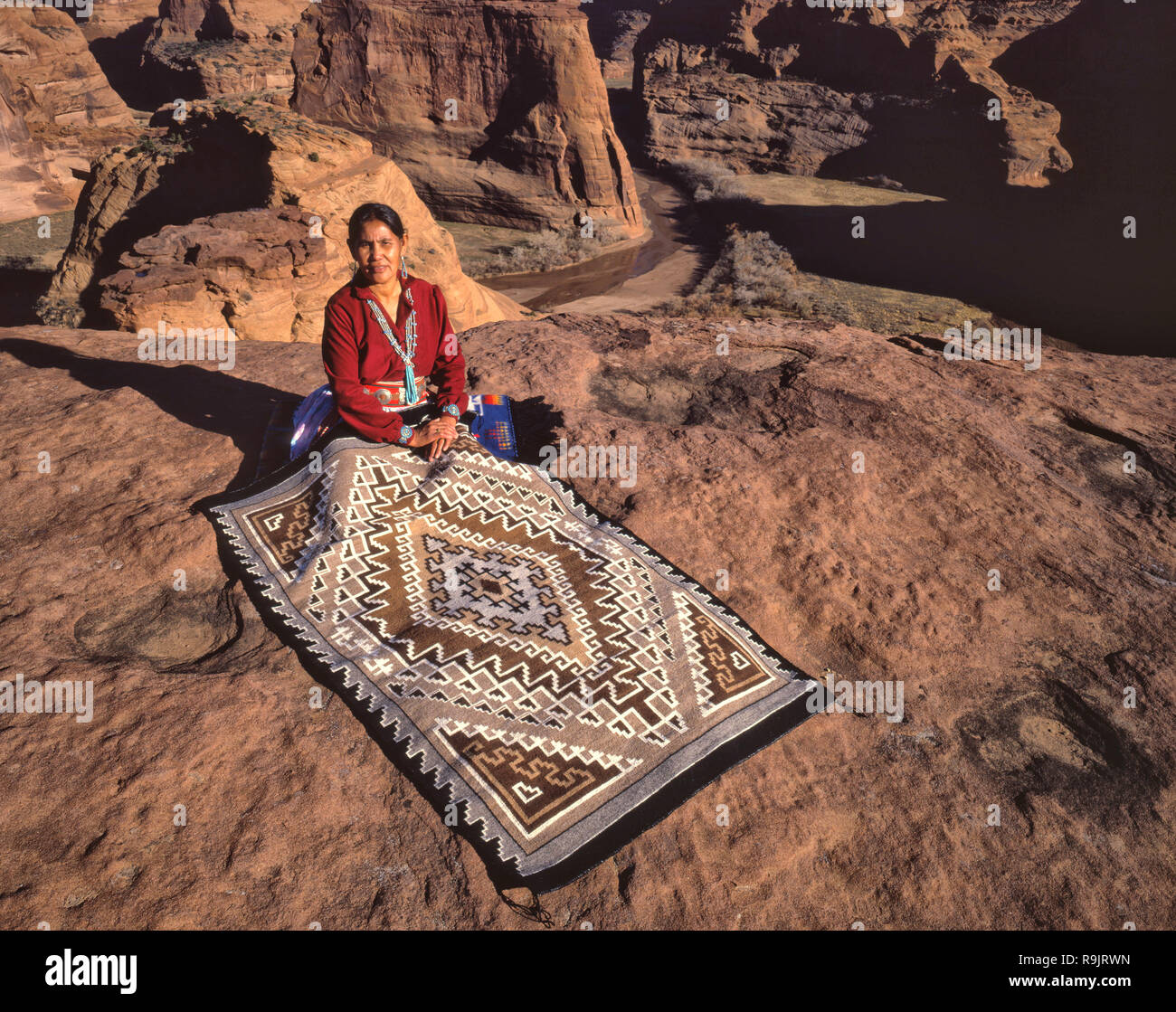 Tapis Navajo Weaver-Arizona Banque D'Images