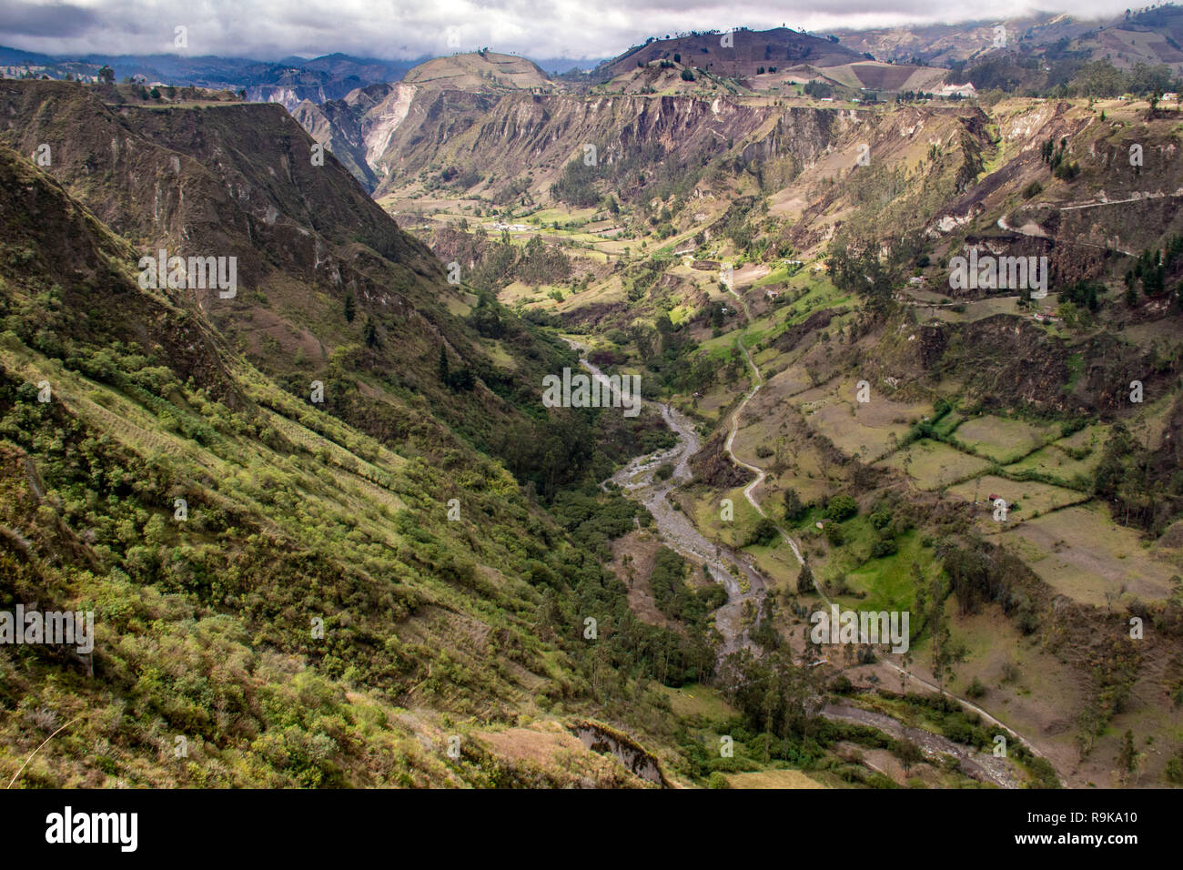 Trekking la boucle de Quilotoa, Equateur Banque D'Images