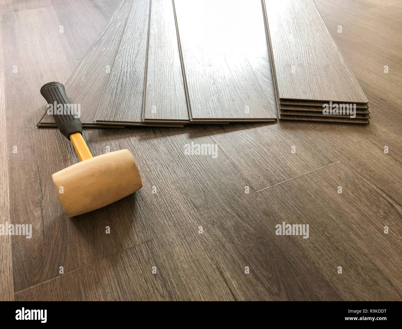 Plancher en vinyle laminé Banque D'Images