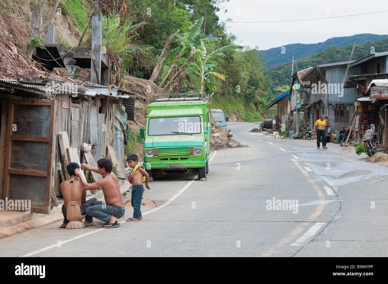 Dans les rues à l'occasion de coupe de terrasses de riz de Banaue, Province d'Ifugao, Cordillera, Luzon, Philippines, Asie, Asie du Sud, UNESCO World Heritage Banque D'Images
