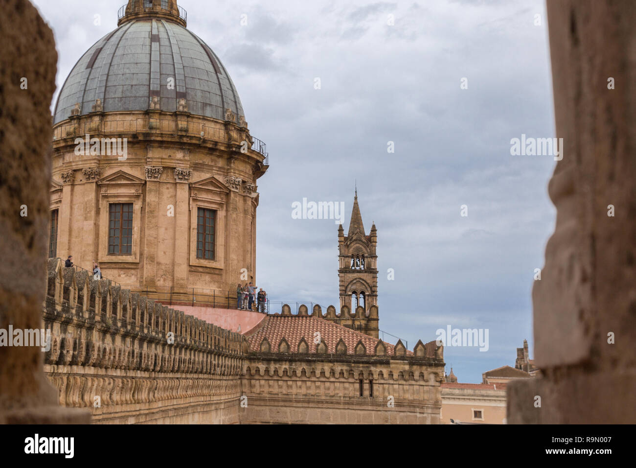 La cathédrale de Palerme (Cathédrale de l'Assomption de la Vierge Marie) à Palerme, Sicile, Italie. Complexe architectural construit à Norman, Maures, Banque D'Images