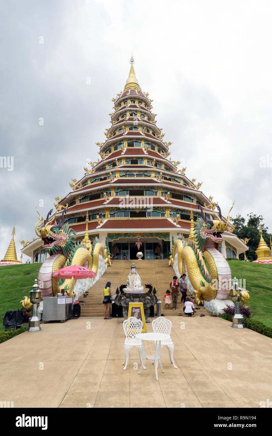 Chiang Rai - temple Wat Huay Pla Kang Temple complexe avec 9 étages Pagoda Banque D'Images