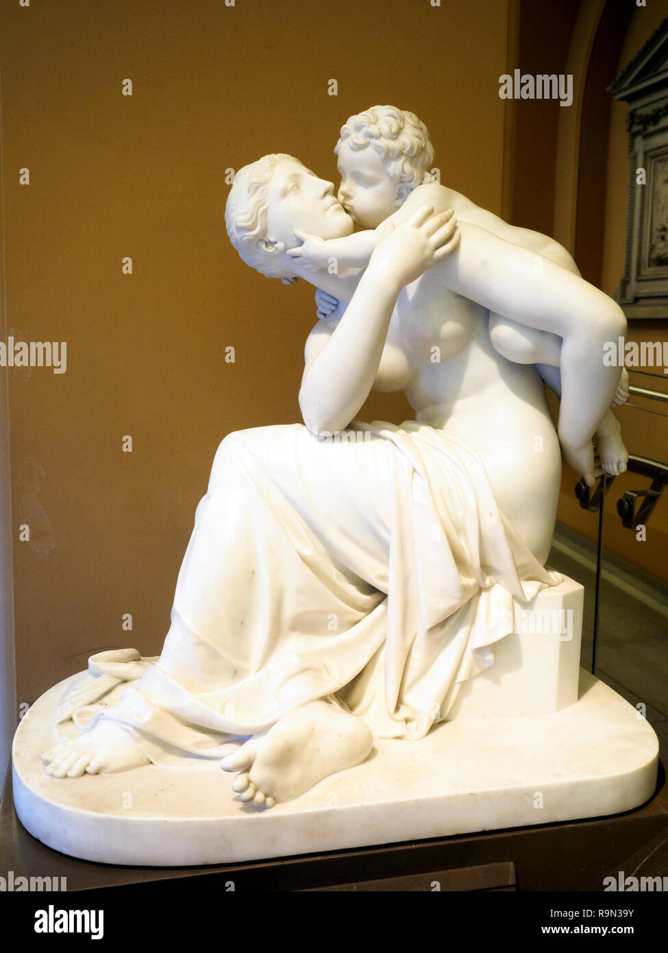L'affection maternelle par Edward Hodges Baily (1788 - 1867) signé et daté 1837 en Banque D'Images