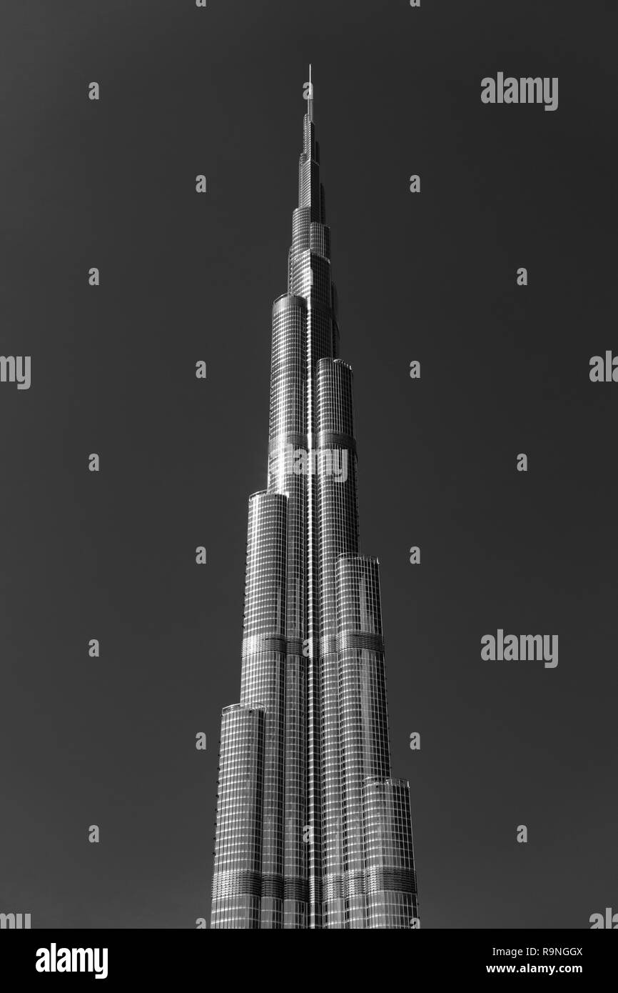 Détail de façade du gratte-ciel Burj Khalifa à Dubaï, Émirats arabes unis, ÉMIRATS ARABES UNIS Banque D'Images
