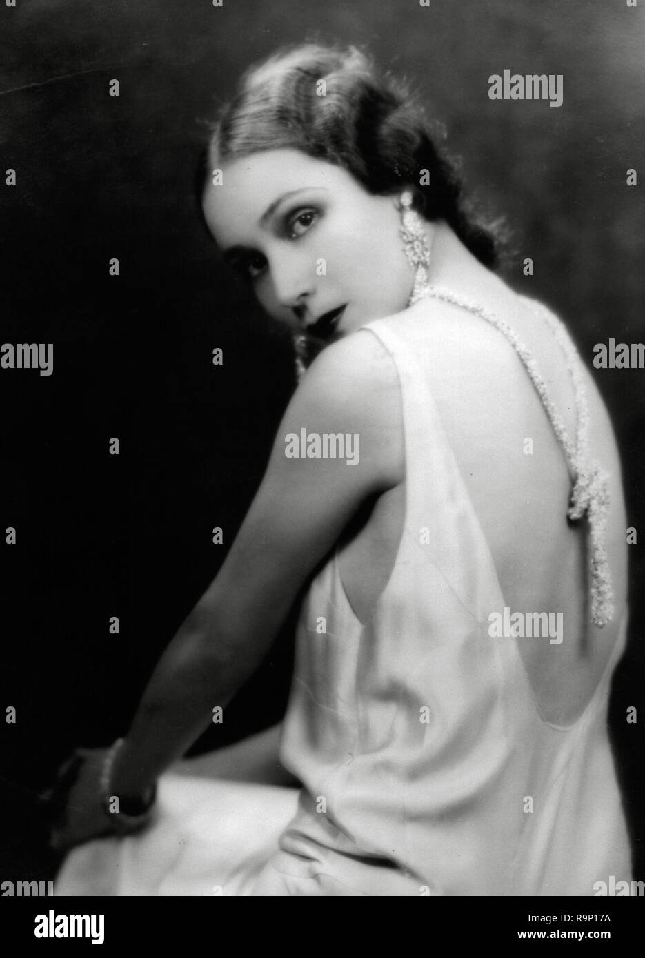 Dolores del Rio, circa (1934) #  de référence de fichier 33635 695THA Banque D'Images