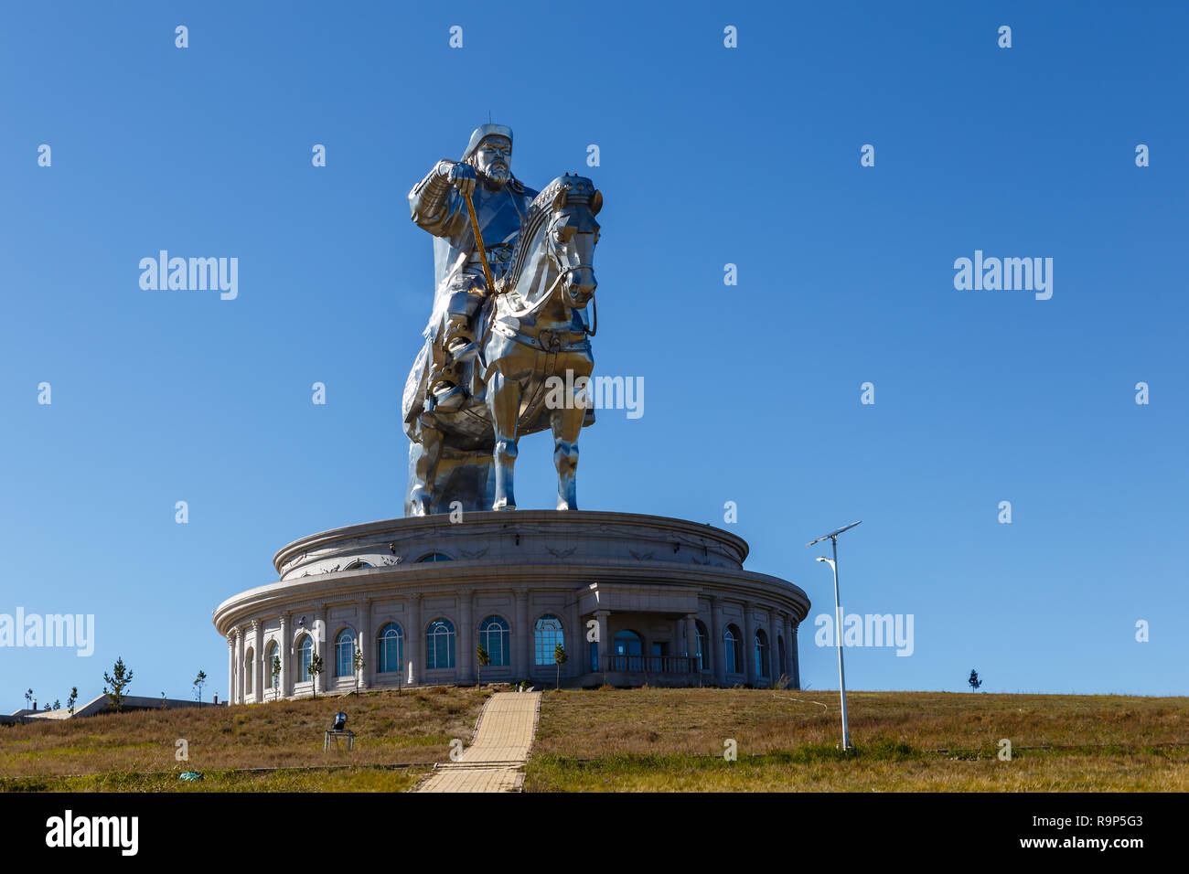 TSONJIN BOLDOG, LA MONGOLIE - le 14 septembre 2018 : Le géant de Gengis Khan Statue équestre fait partie de la Statue de Gengis Khan sur le complexe de la banque Banque D'Images