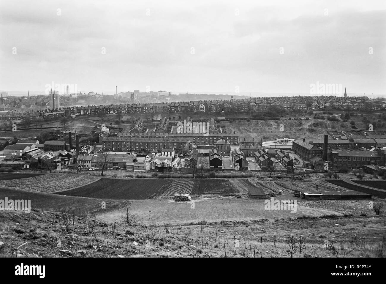 Leeds, West Yorkshire, Royaume-Uni. Le district Meanwood en 1974, avant le réaménagement et la régénération Banque D'Images