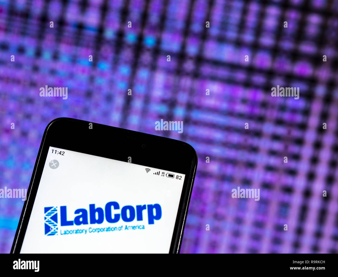 25 décembre 2018 - Kiev, Ukraine - LabCorp Testing Laboratories logo de l'entreprise vu affichée sur un téléphone intelligent. (Crédit Image : © Igor Golovniov/SOPA des images à l'aide de Zuma sur le fil) Banque D'Images