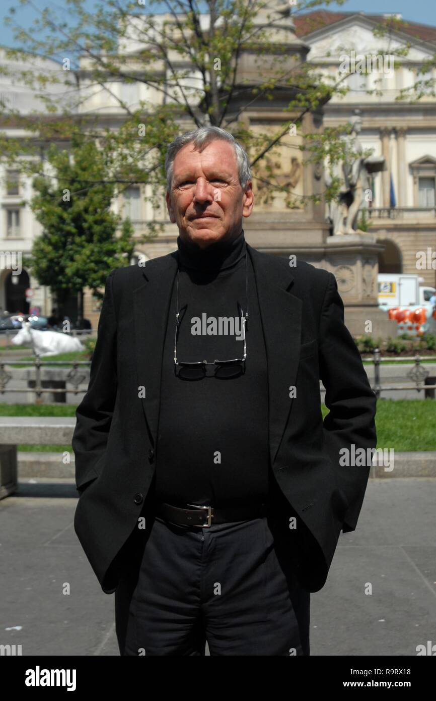 Ambrogino D'Oro Allo Scrittore Amos Oz Banque D'Images