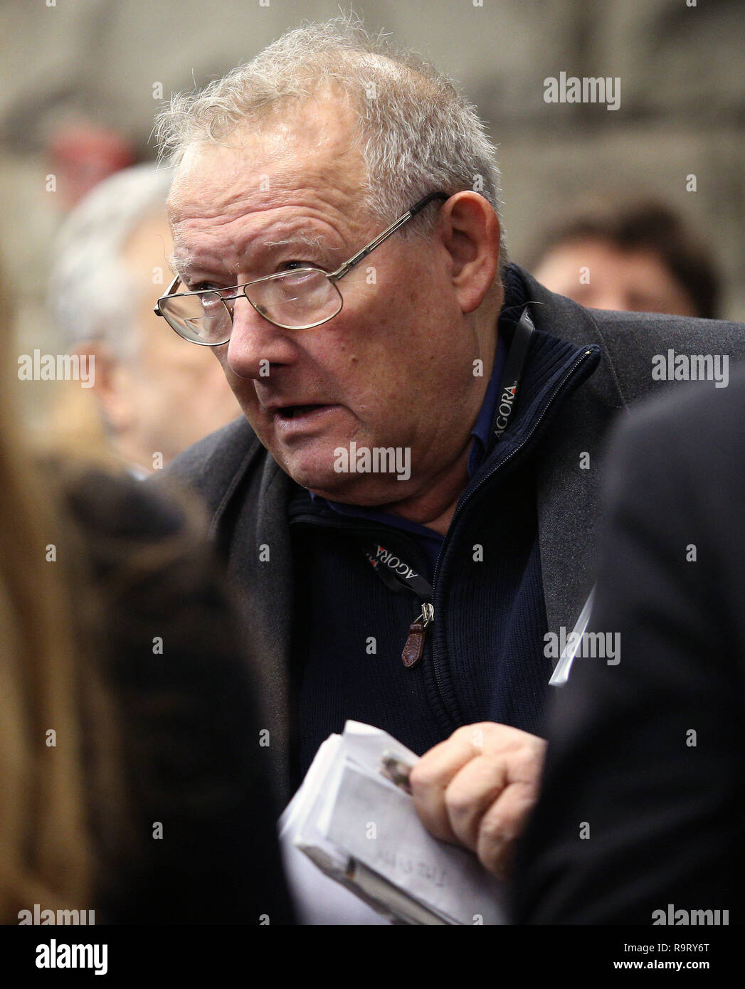 Katowice, Pologne. 28 Dec, 2018. Les funérailles du directeur de théâtre et du cinéma polonais Kazimierz Kutz. Rédacteur en chef de la 'Gazeta Wyborcza', Adam Michnik lors des cérémonies funéraires. Credit : Damian Klamka/ZUMA/Alamy Fil Live News Banque D'Images