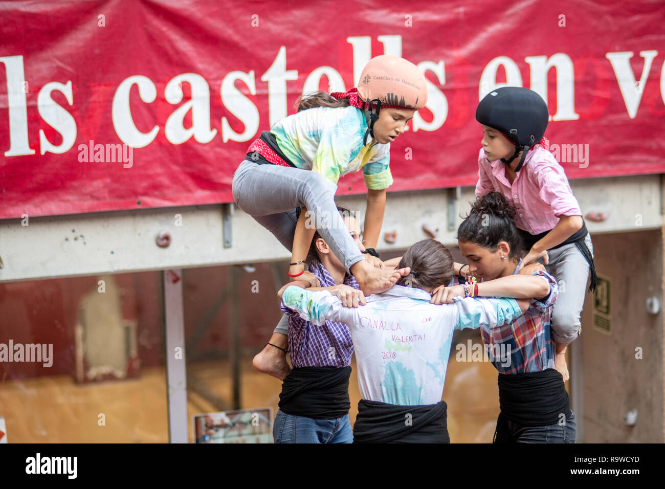 Castellers de Barcelona (tours humaines) - Enfants Castellers, Barcelone, Espagne Banque D'Images