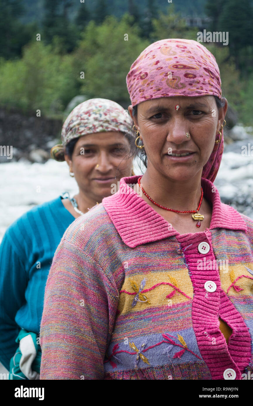 Manali people Banque de photographies et d’images à haute résolution ...