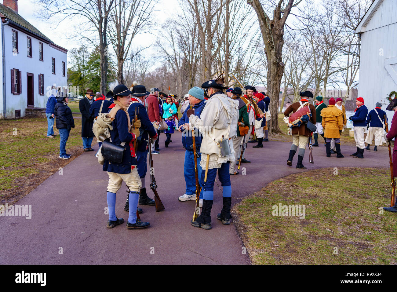 Washington Crossing, PA, USA - 25 décembre 2018 : Reenactors recueillir sur Noël au Washington Crossing State Park pour commémorer le Général George W Banque D'Images