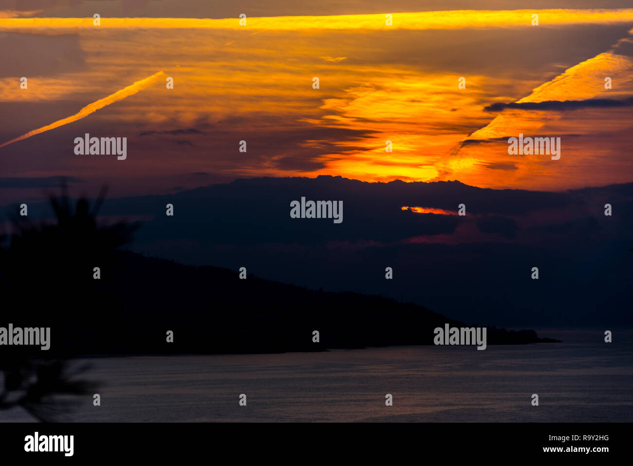 Magnifique Coucher De Soleil Faire La Merveilleuse Couleurs