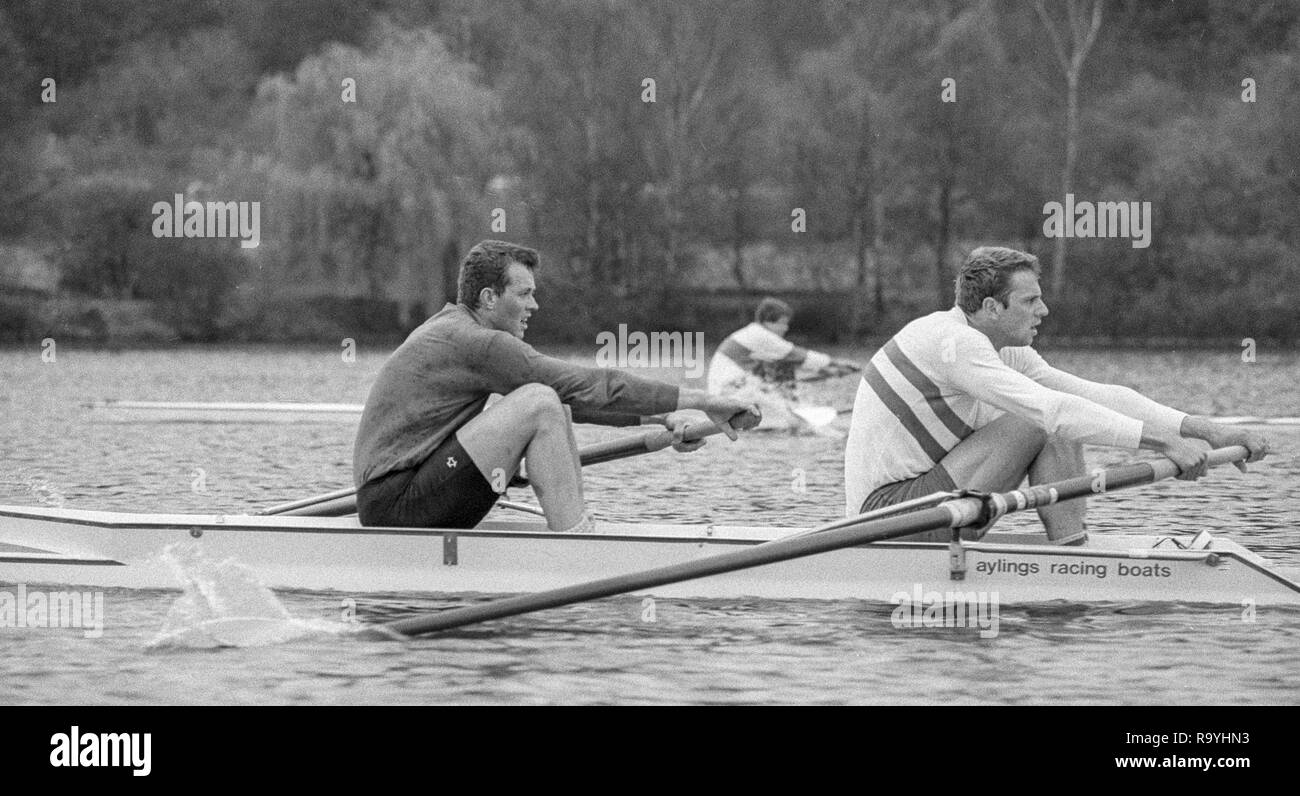 Nottingham, Angleterre. GBR M2 +, Cox, Pat SWEENEY, Bow, Andy HLMES et Steve Redgrave, 1986 championnats du monde d'Aviron, Holme Pierrepont cours, Nottingshire. [Crédit obligatoire. Peter Spurrier/Intersport Images] Banque D'Images