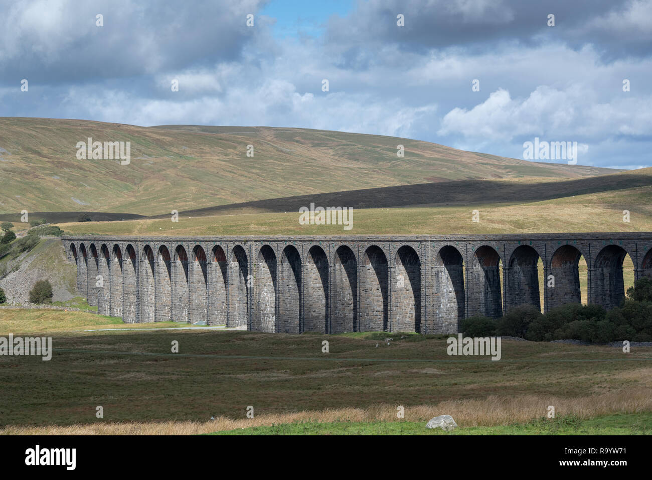 Ribblehead viaduc sur l'installer à Carlisle railway, North Yorkshire, UK. Banque D'Images