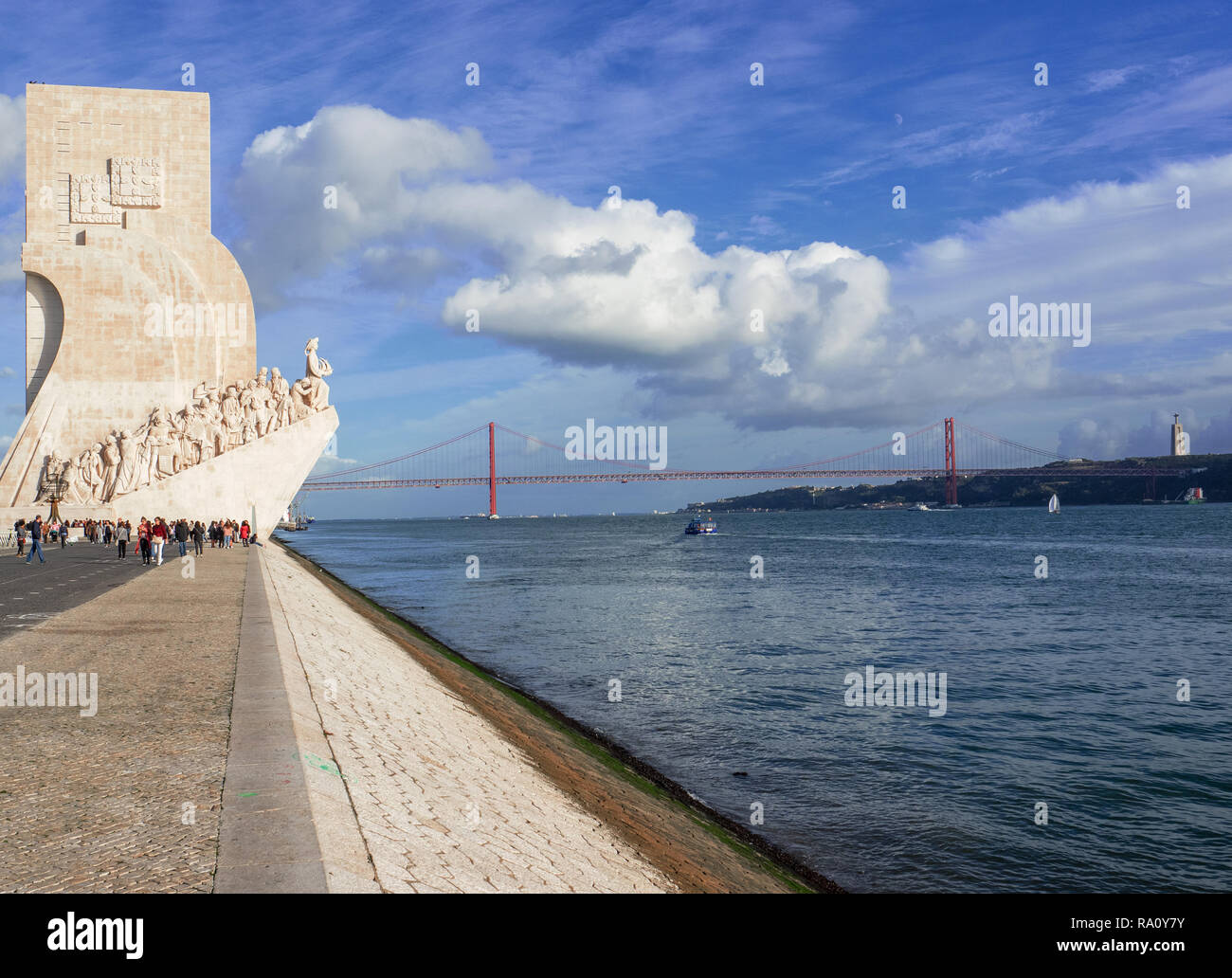 Lisbonne - Portugal, monument des découvertes sur la rive de la rivière Tagus Banque D'Images
