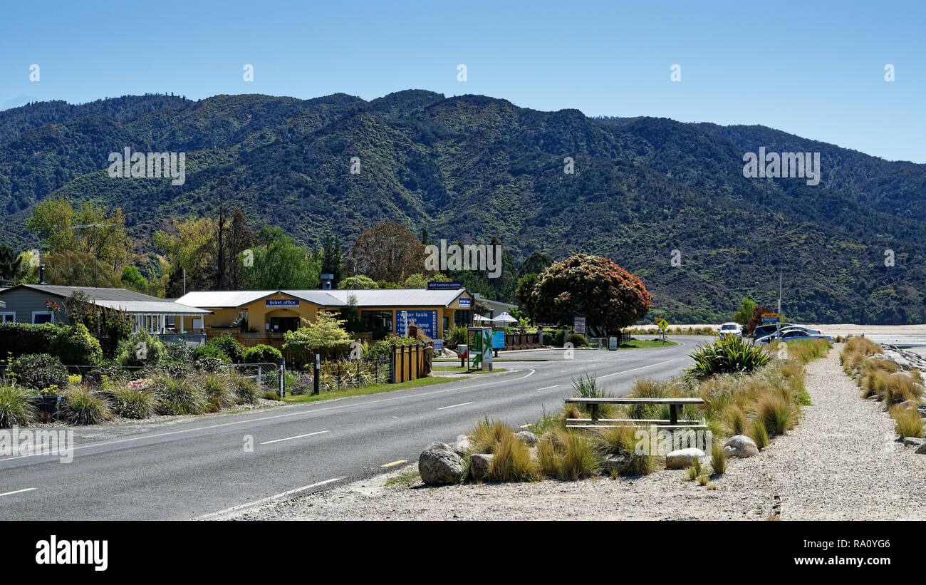 Village de Marahau, porte de l'Abel Tasman National Park, région de Tasmanie, Nouvelle-Zélande Banque D'Images