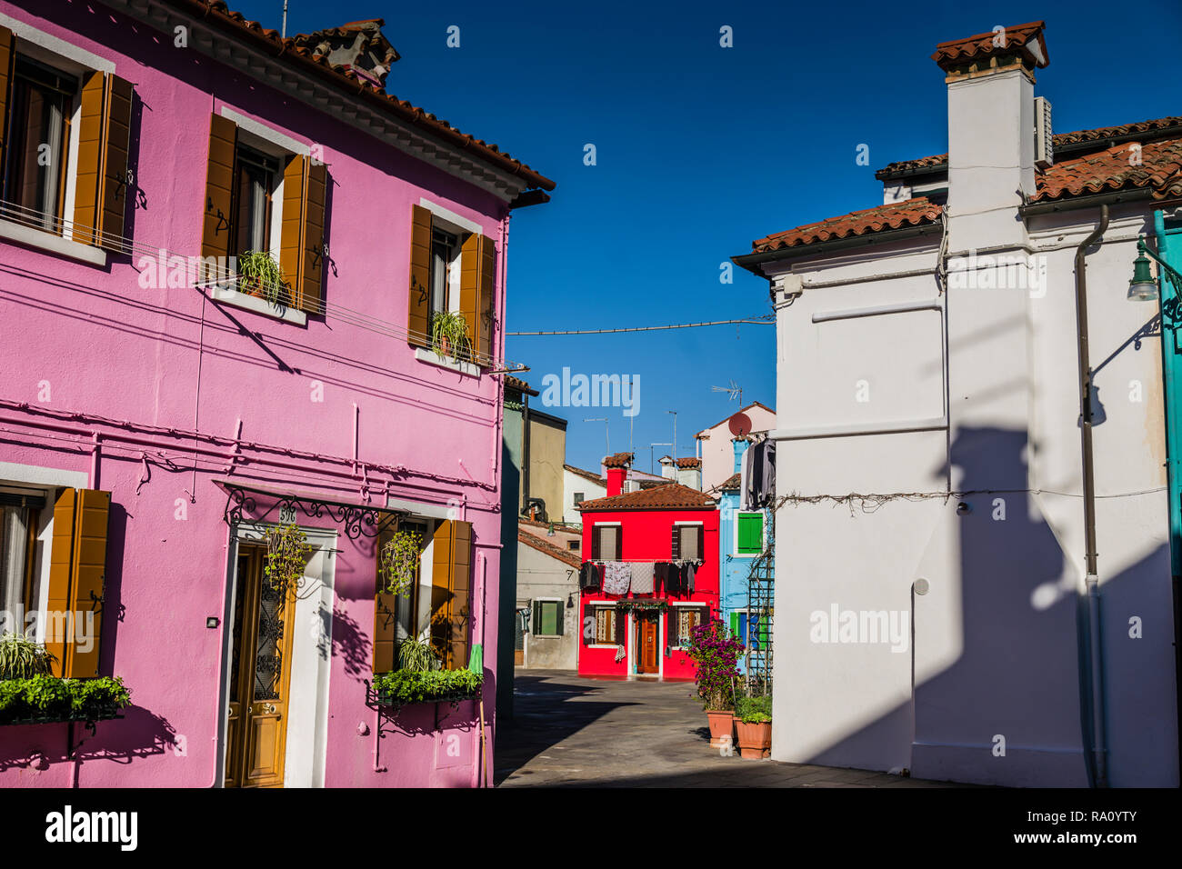 Les bâtiments peints,Burano, Venise, Italie. Banque D'Images