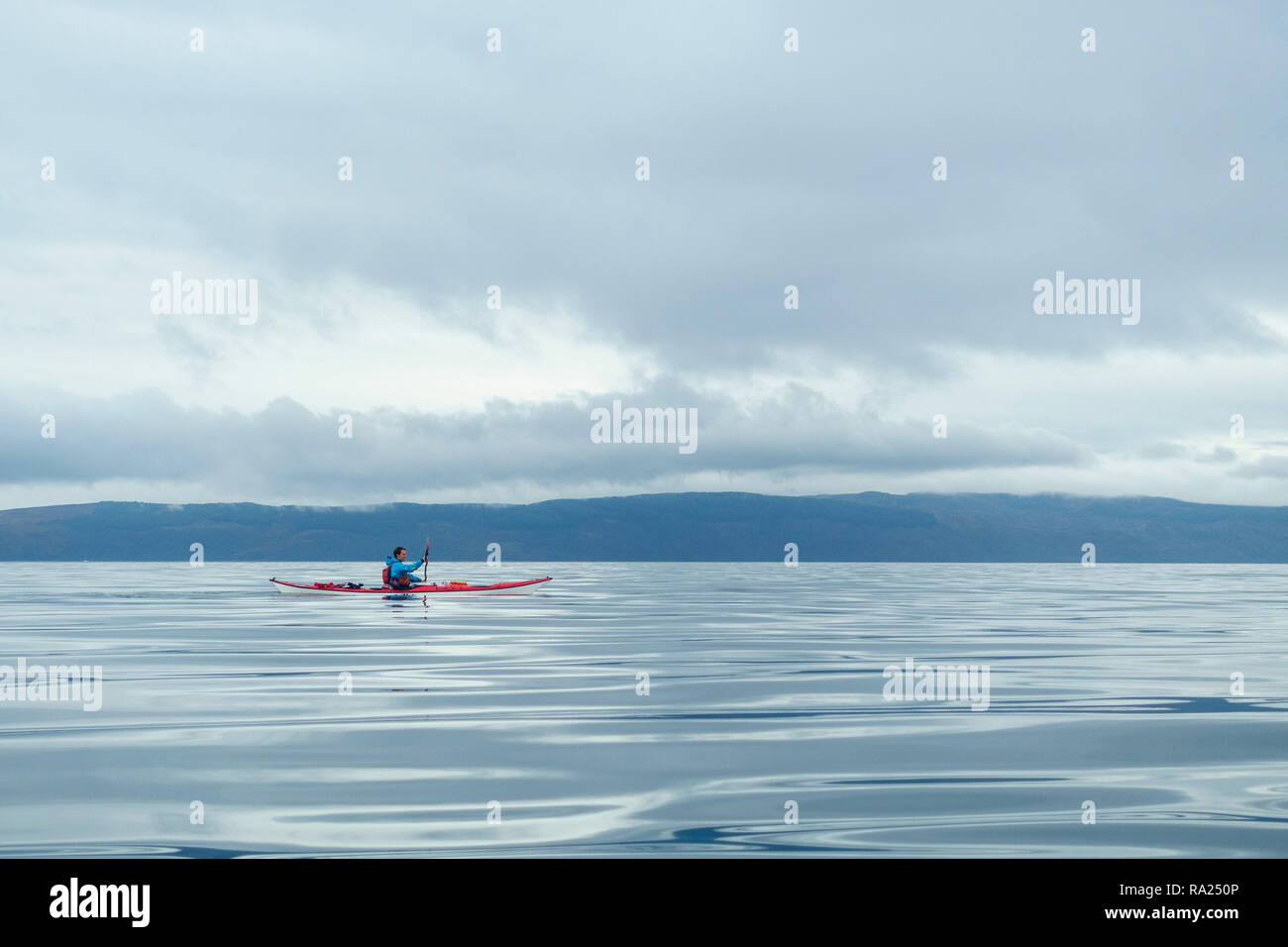 Le kayak de mer autour de l'île de Bute, Firth of Clyde, ARGYLL & BUTE, Ecosse Banque D'Images