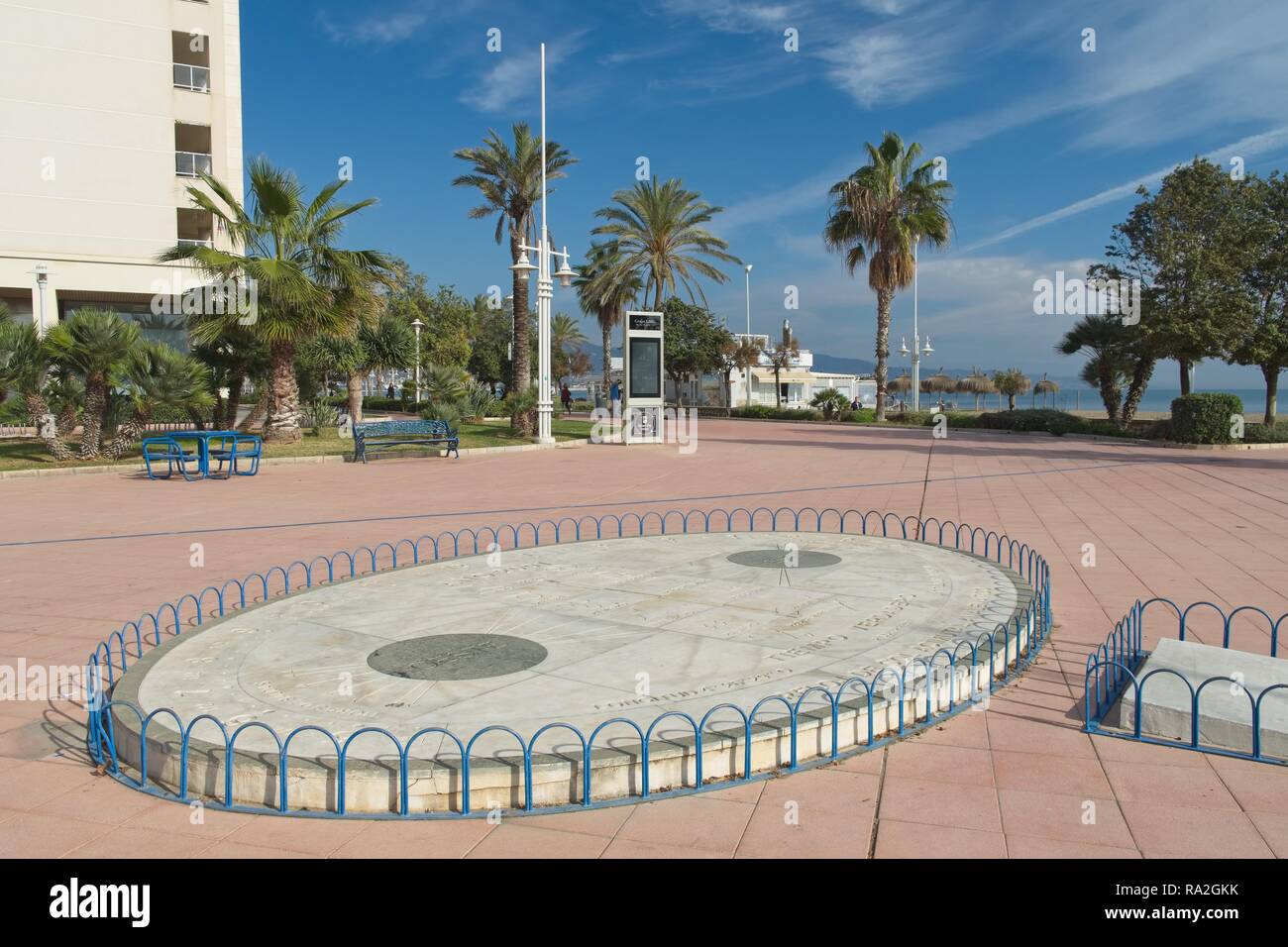 Horloge solaire à Málaga, Espagne. Banque D'Images