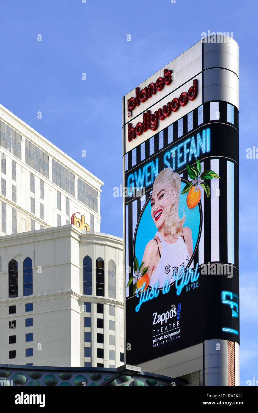 Grand panneau supérieur pour Gwen Stefani en spectacle au théâtre Zappos de Planet Hollywood Hotel Resort and Casino sur le Strip de Las Vegas, NV, États-Unis Banque D'Images