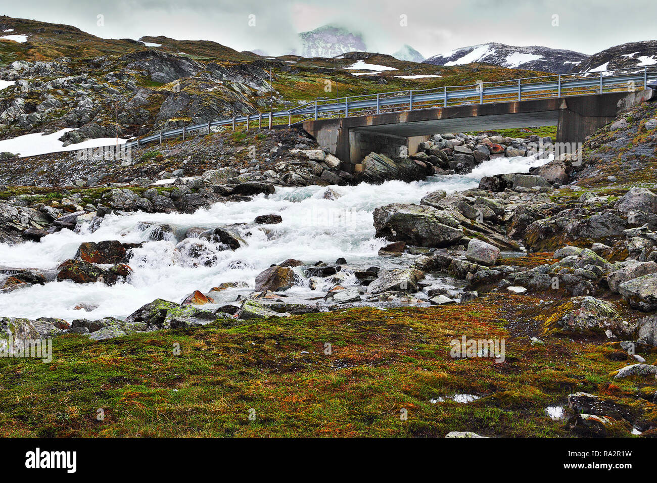 De montagne en Norvège, wild water stream détail Banque D'Images