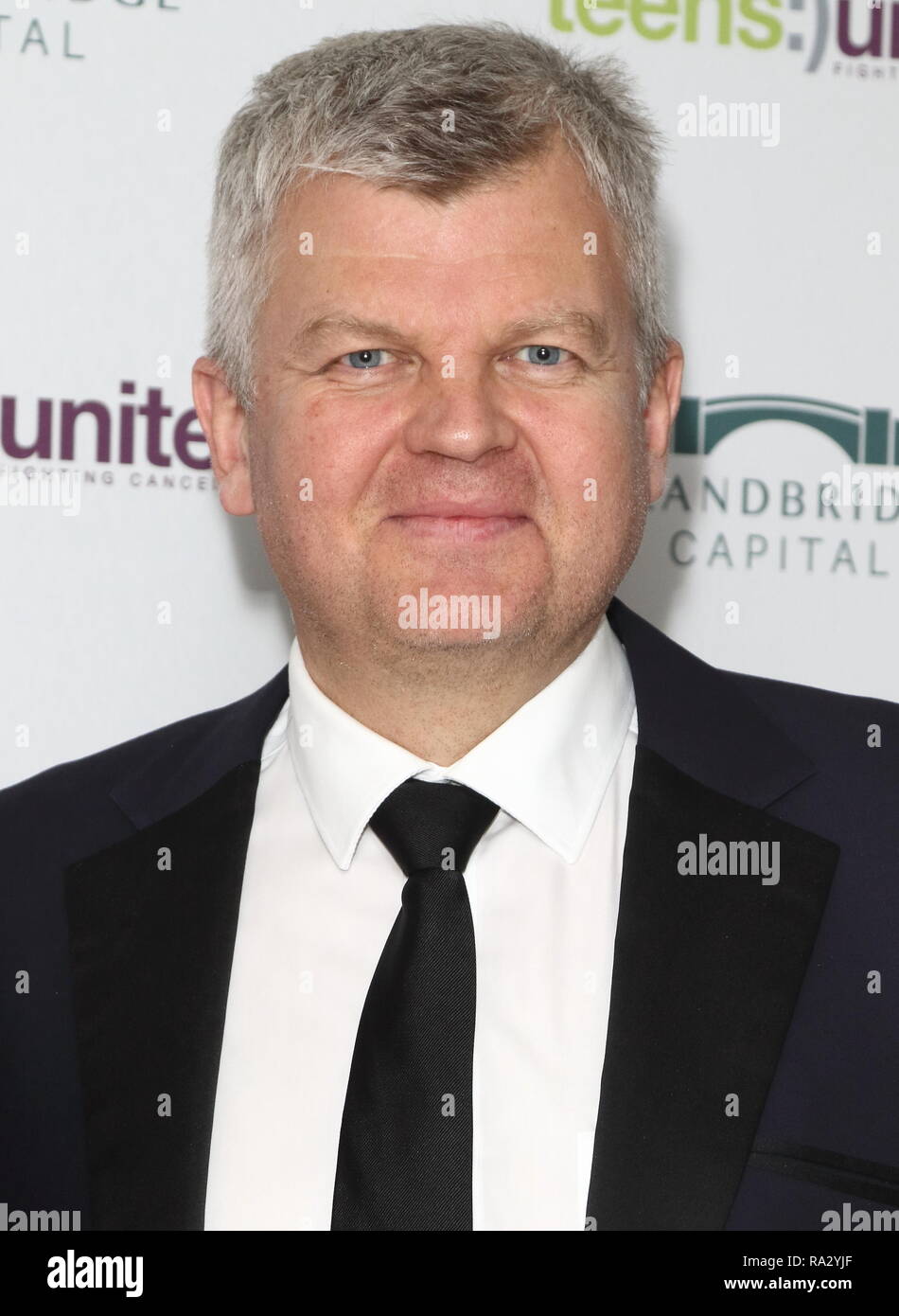 Les adolescents s'unir : Contes et diadèmes - gala à la Dorchester, Park Lane, London Avec : Adrian Chiles Où : London, Royaume-Uni Quand : 30 novembre 2018 Source : WENN.com Banque D'Images