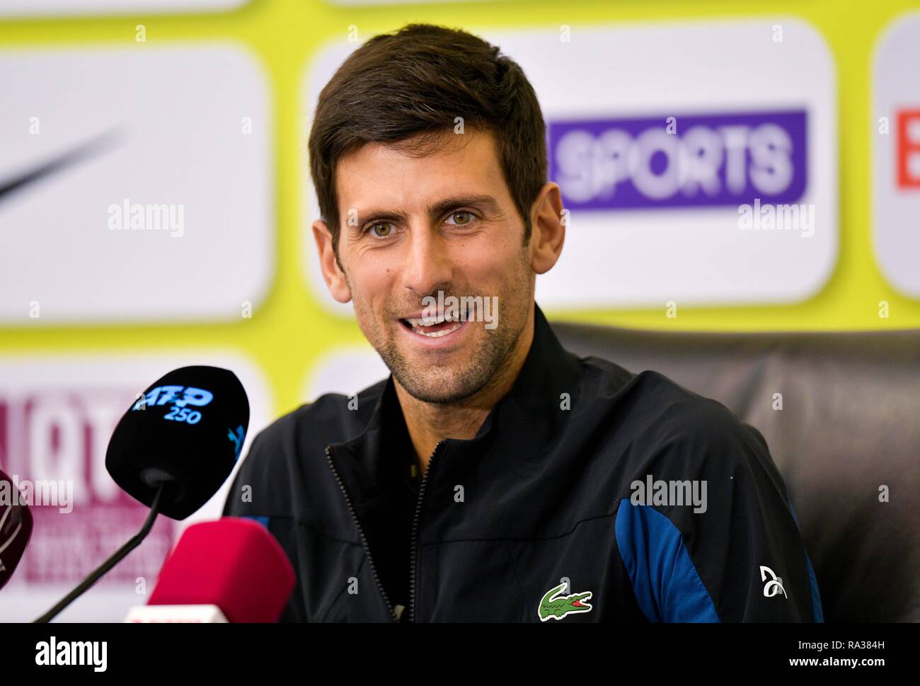 Doha, Qatar. 31 Dec, 2018. Novak Djokovic la Serbie de la parole lors d'une  conférence de presse avant le match de tennis ATP Open du Qatar à Doha,  capitale du Qatar, le