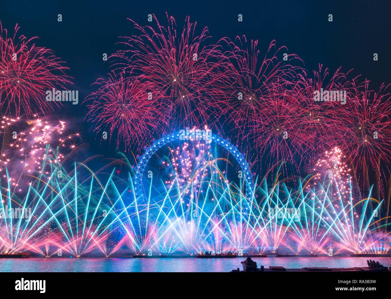 Londres, Royaume-Uni. 1er janvier 2019. Le maire de Londres exposition de feux d'artifice du nouvel an 2019 crédit: Stewart Marsden/Alay Live News Banque D'Images
