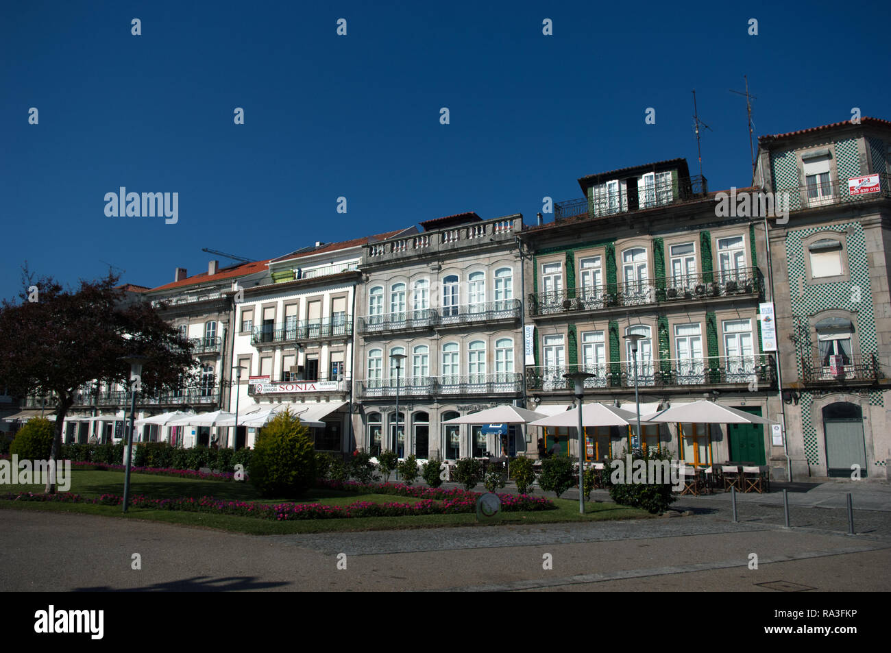 Un, rue Riverside, Viana do Castello Banque D'Images