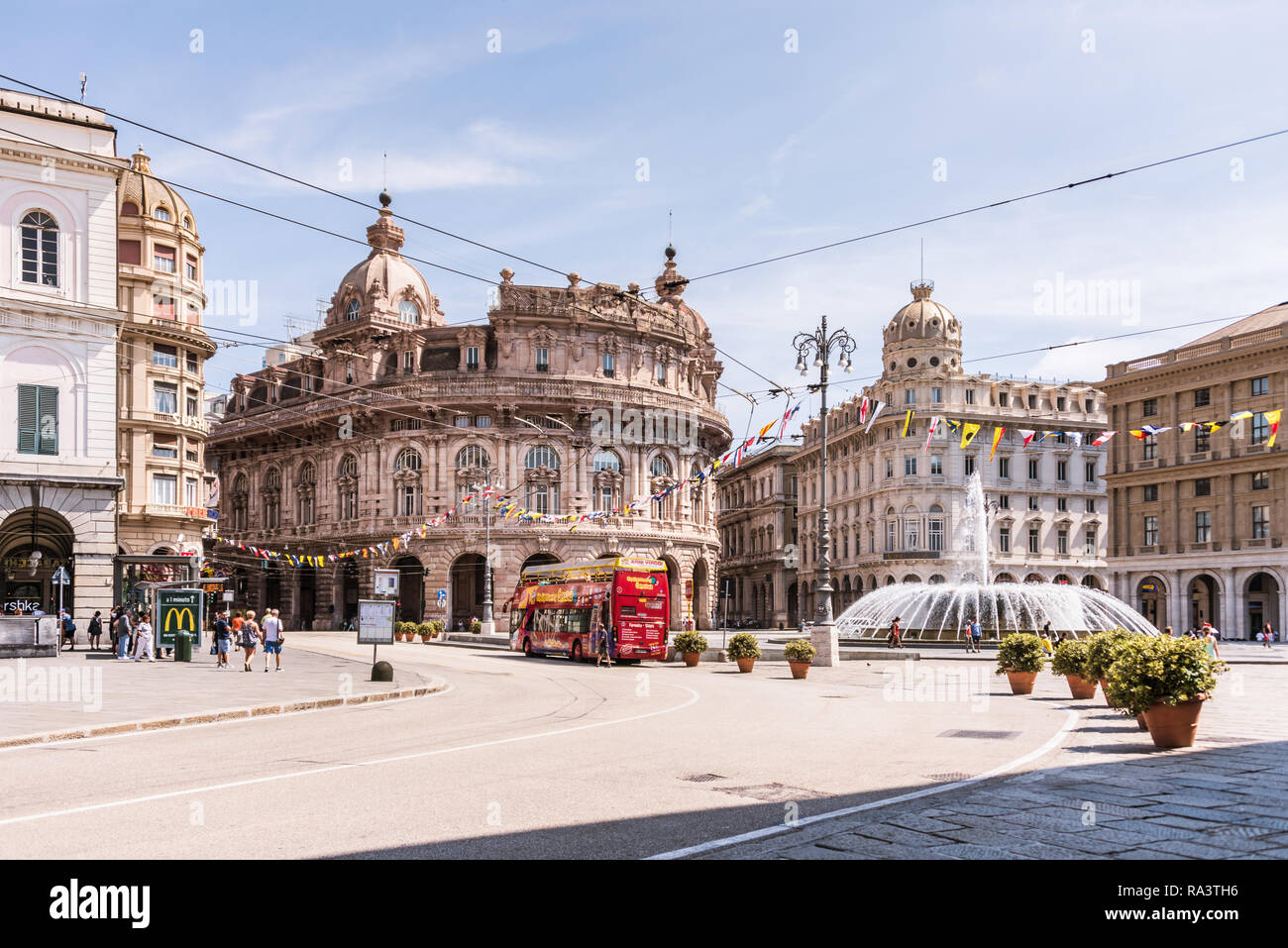 Via Raffaele de Ferrari à Gênes, Genova, Zena - le coeur de la ville, le siège de la Région Ligurie Ligurie, Italie, Europe Banque D'Images