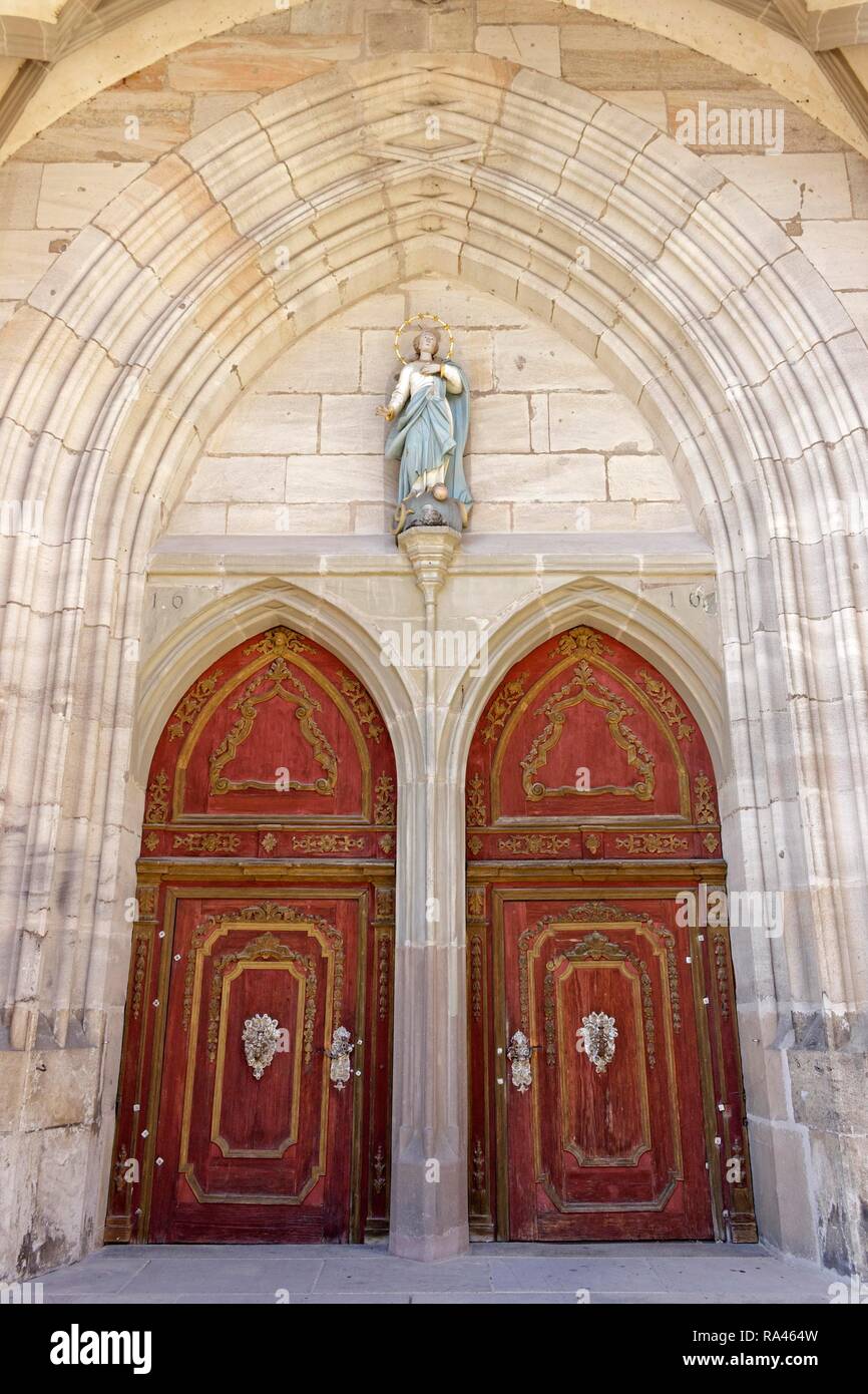 Entrée privée, l'église Saint Georges, Dinkelsbühl, Middle Franconia, Bavaria, Germany Banque D'Images
