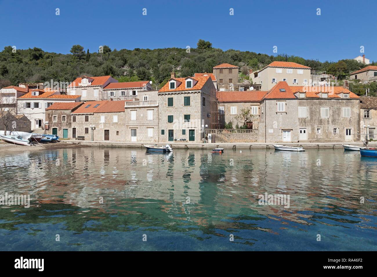 La ville côtière de l'île de Sipan, Lopud, Îles Élaphites, Dalmatie, Croatie Banque D'Images