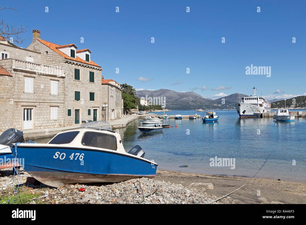 La ville côtière de l'île de Sipan, Lopud, Îles Élaphites, Dalmatie, Croatie Banque D'Images