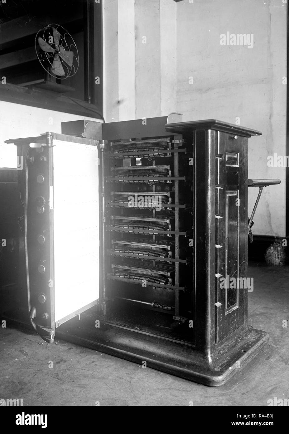 Census Bureau tabulating machine ca. 1917 Banque D'Images