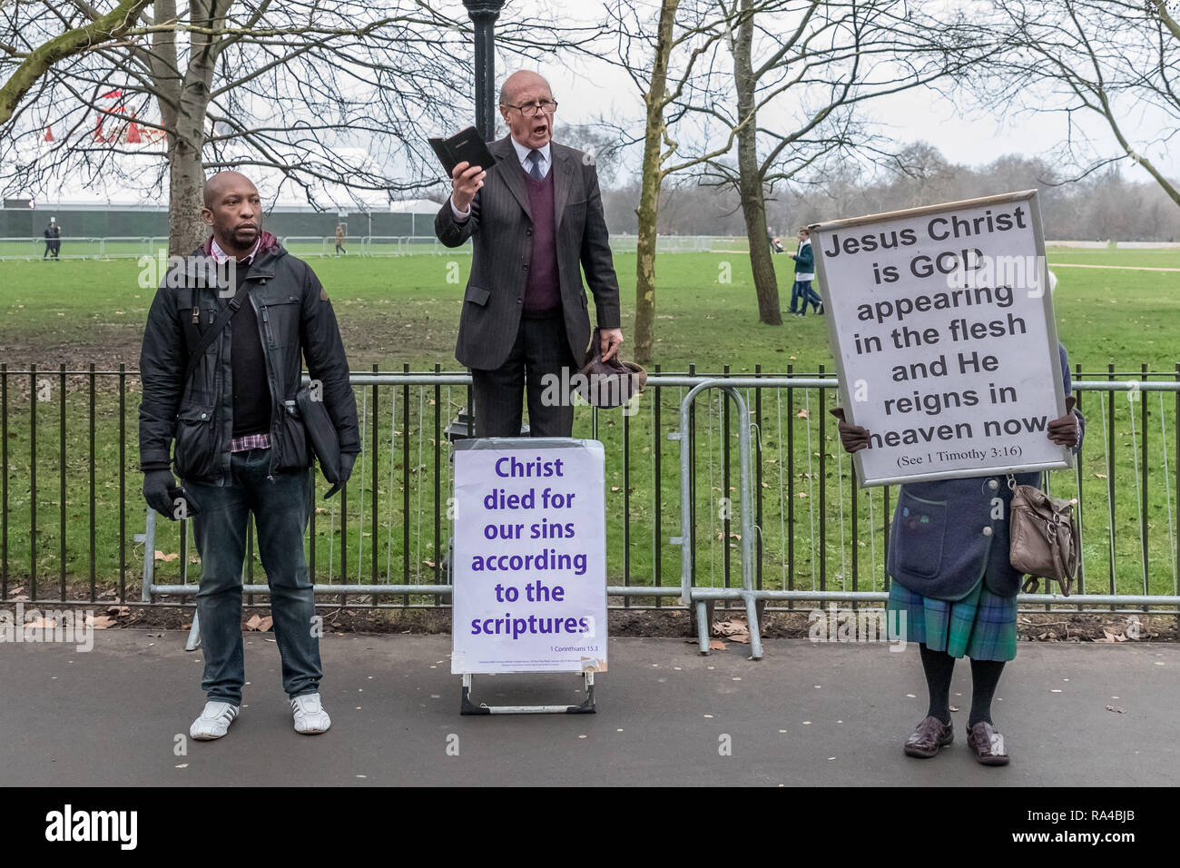Speakers' Corner, parler en public l'angle nord-est de Hyde Park à Londres. Banque D'Images
